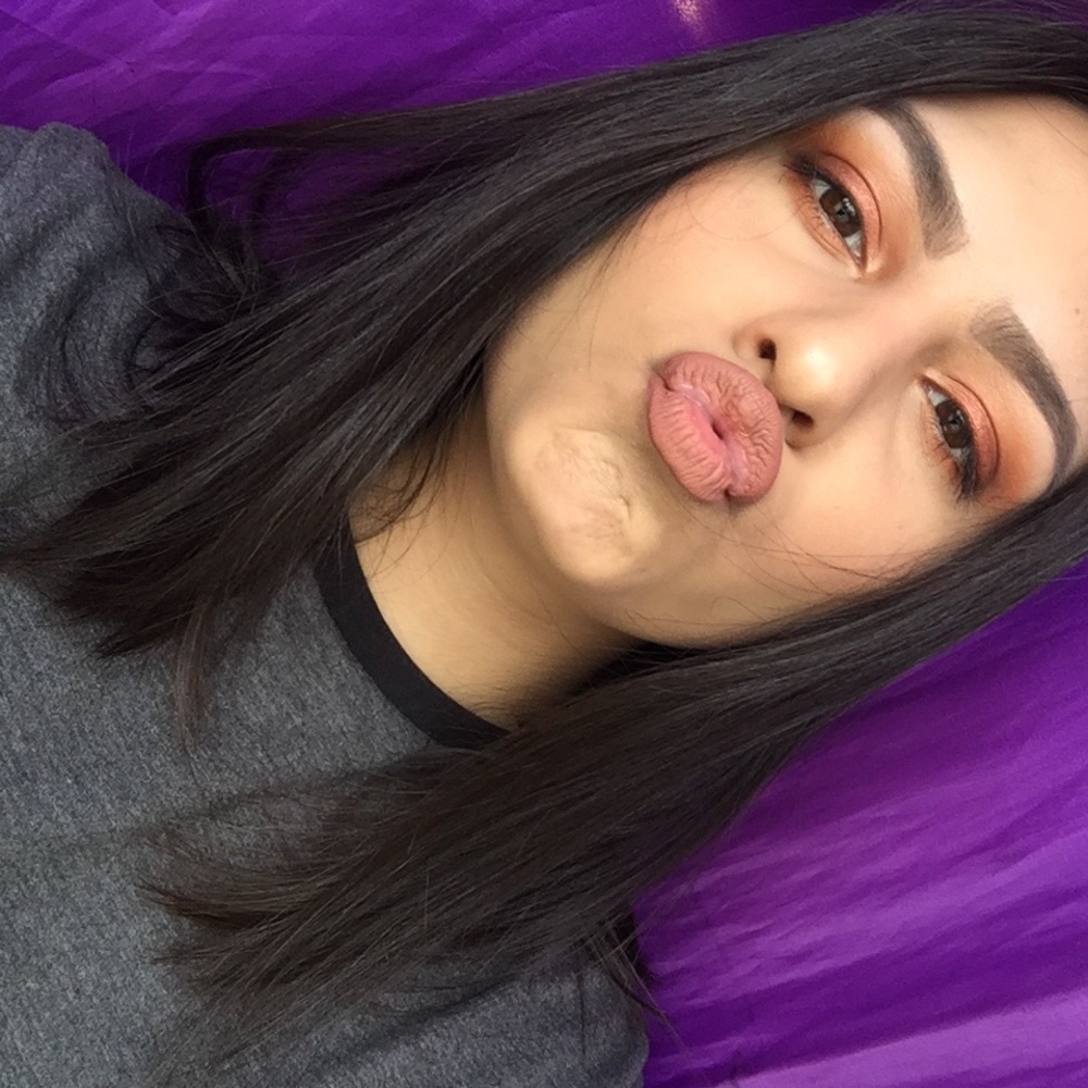 Meet your Posher, Norma